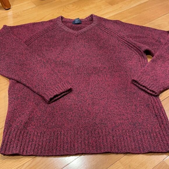 DOCKERS 𝅺21. XL men’s sweater. Some fading around the collar as pictured - Picture 2 of 7